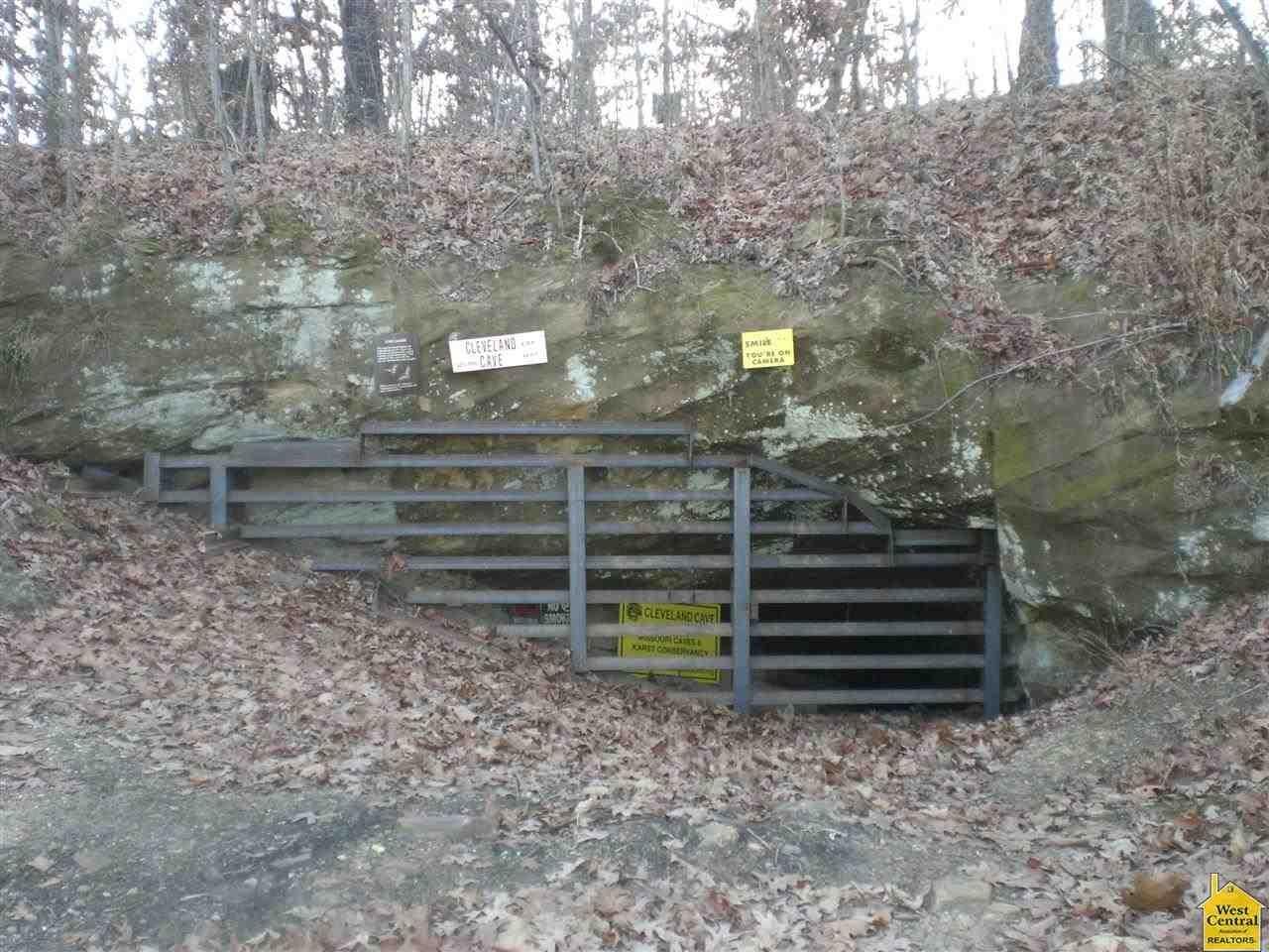 46 acres in Saint Clair County, Missouri