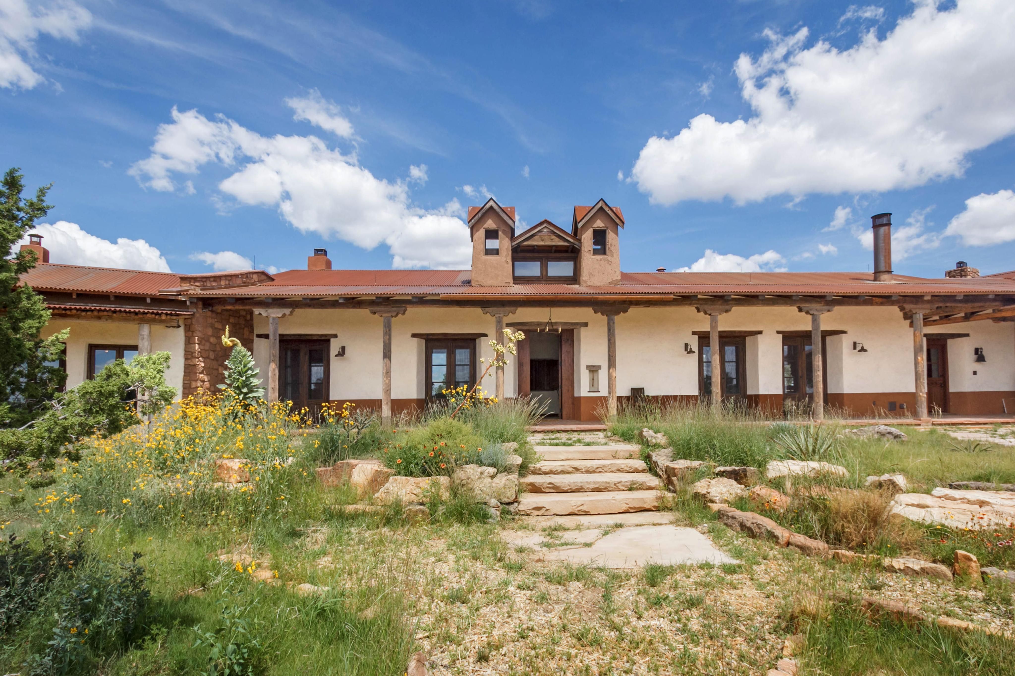 520 acres in San Miguel County, New Mexico