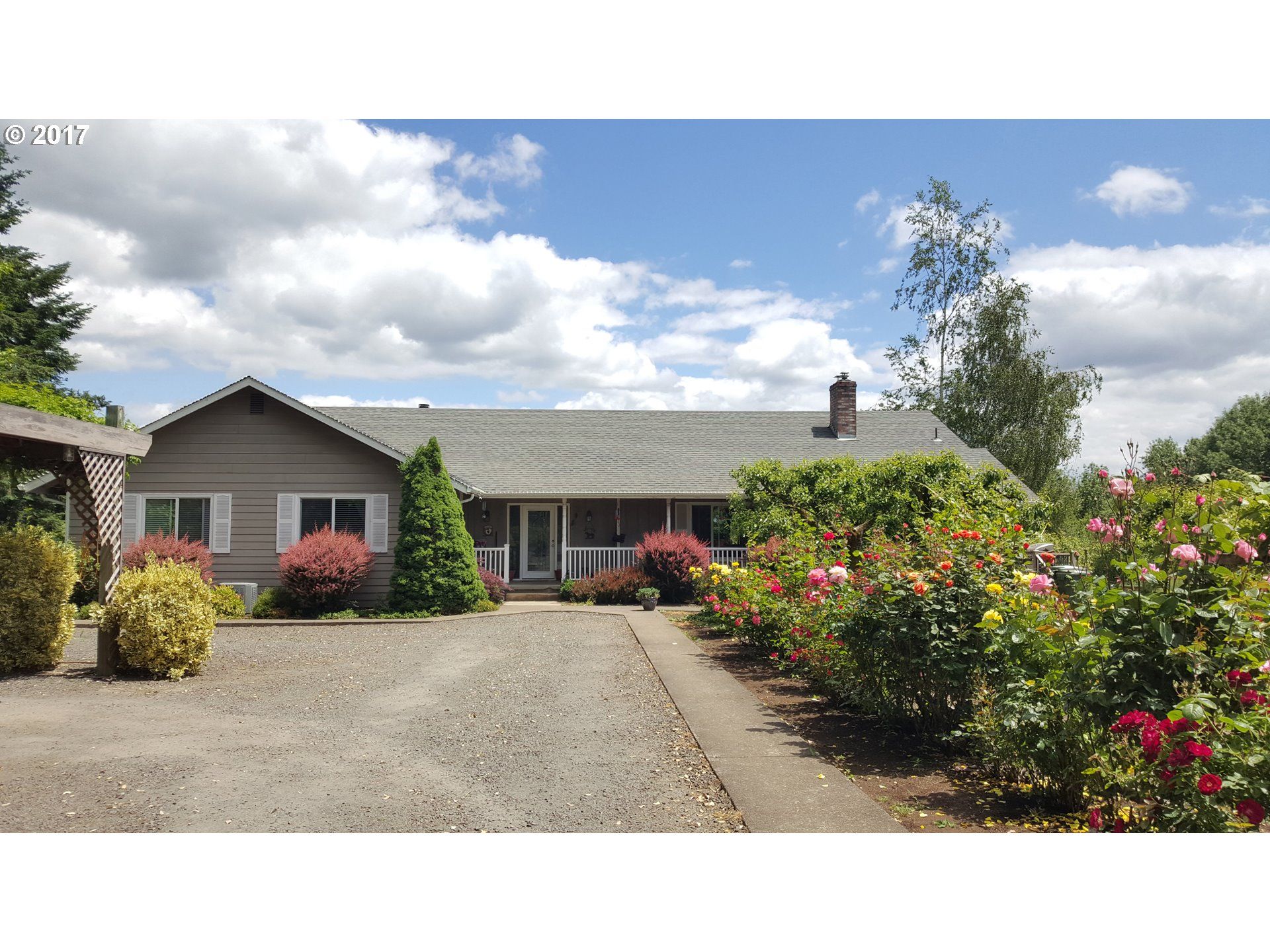 8.11 acres in Yamhill County, Oregon