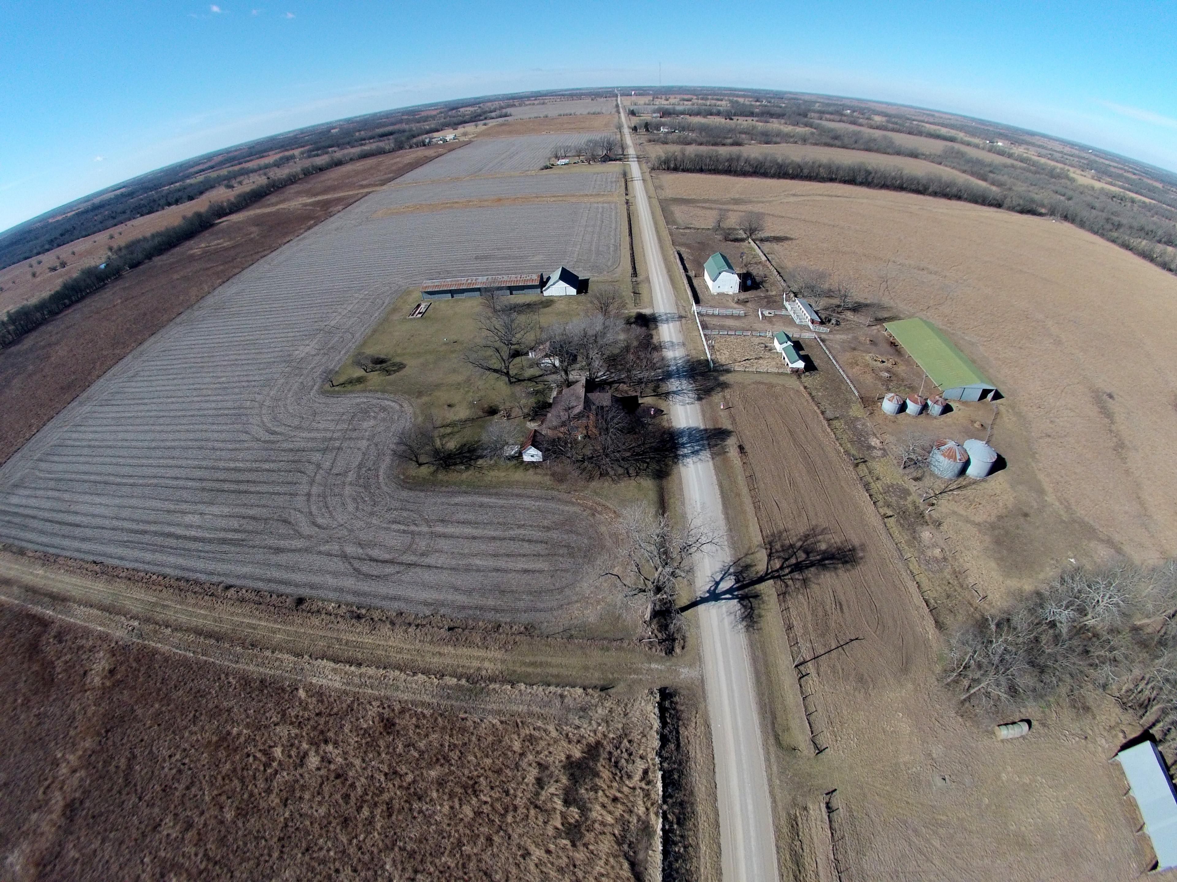 878 acres in Bourbon County, Kansas