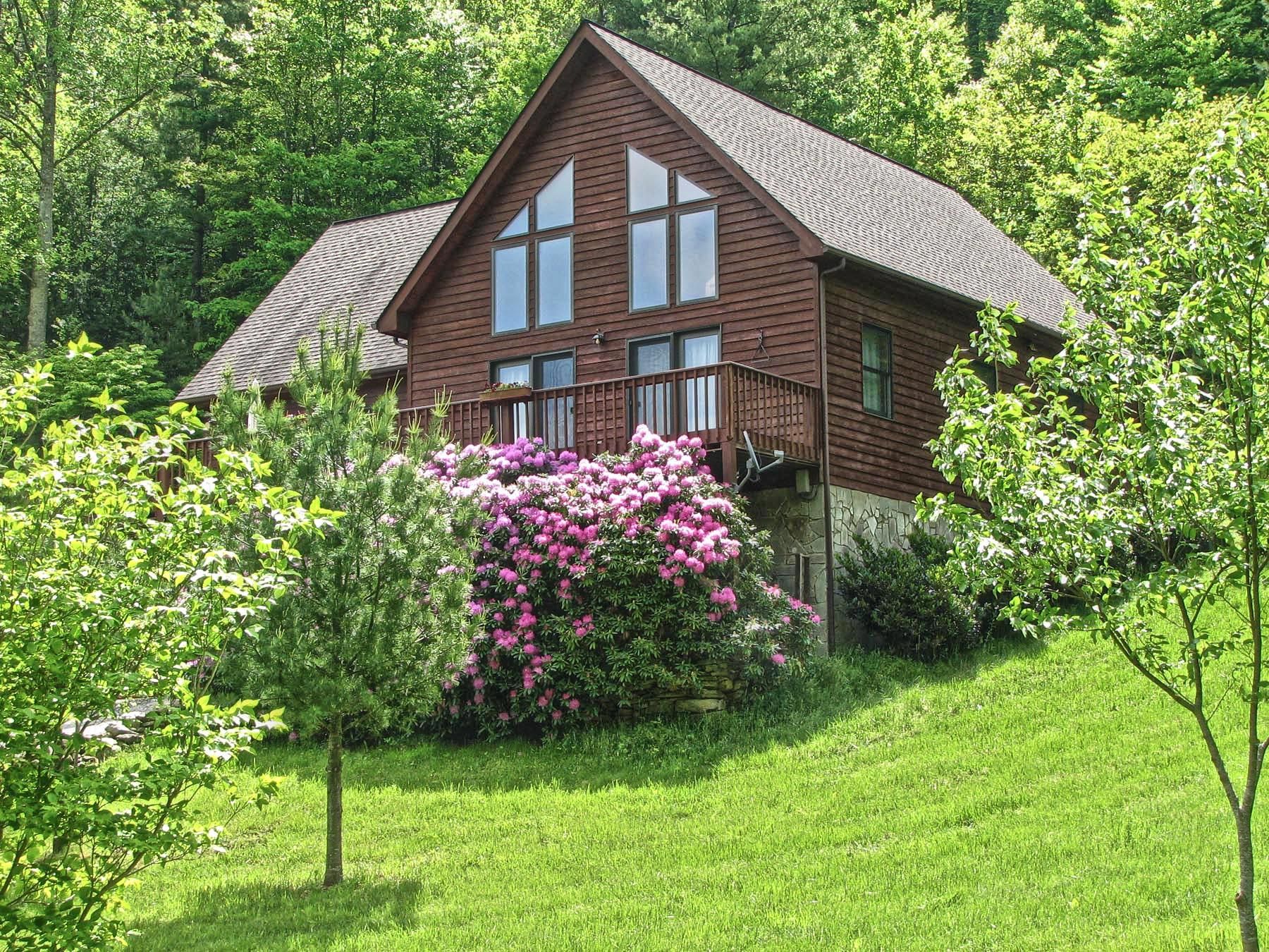 29 acres in Madison County, North Carolina