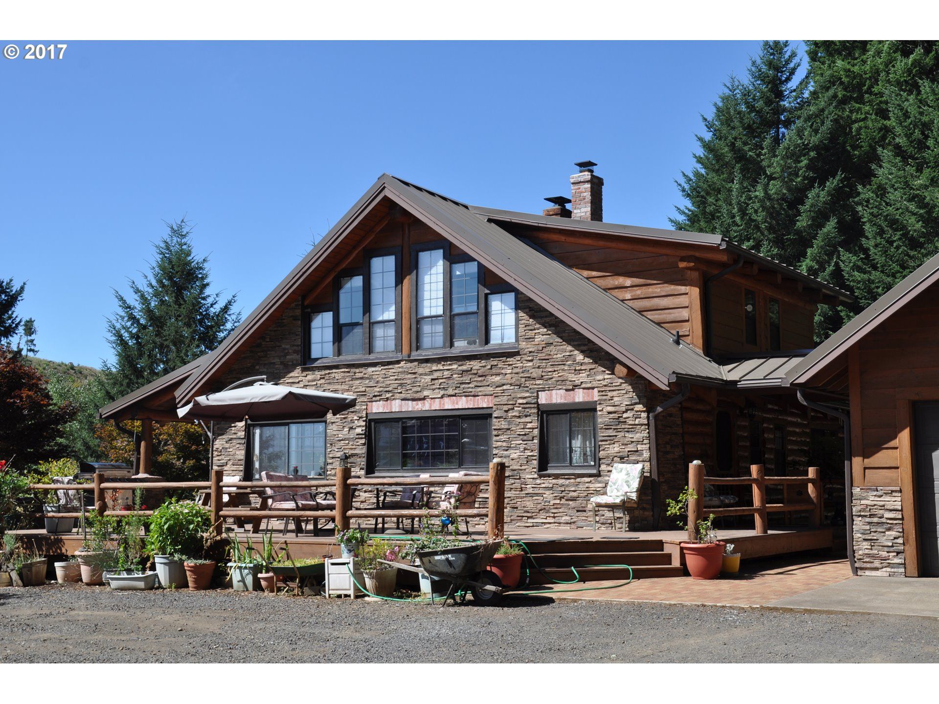 20 acres in Yamhill County, Oregon