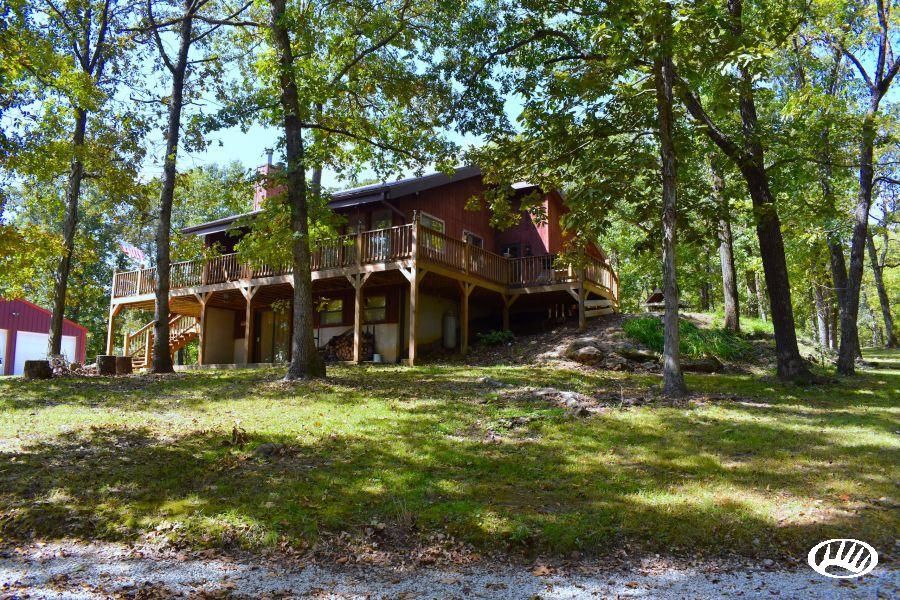 22 acres in Hickory County, Missouri