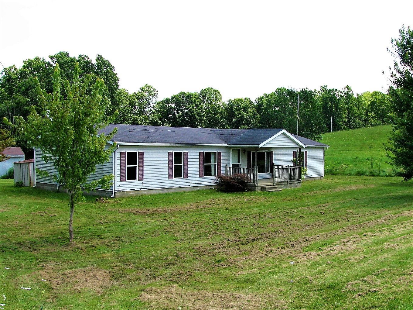 1 acres in Tuscarawas County, Ohio