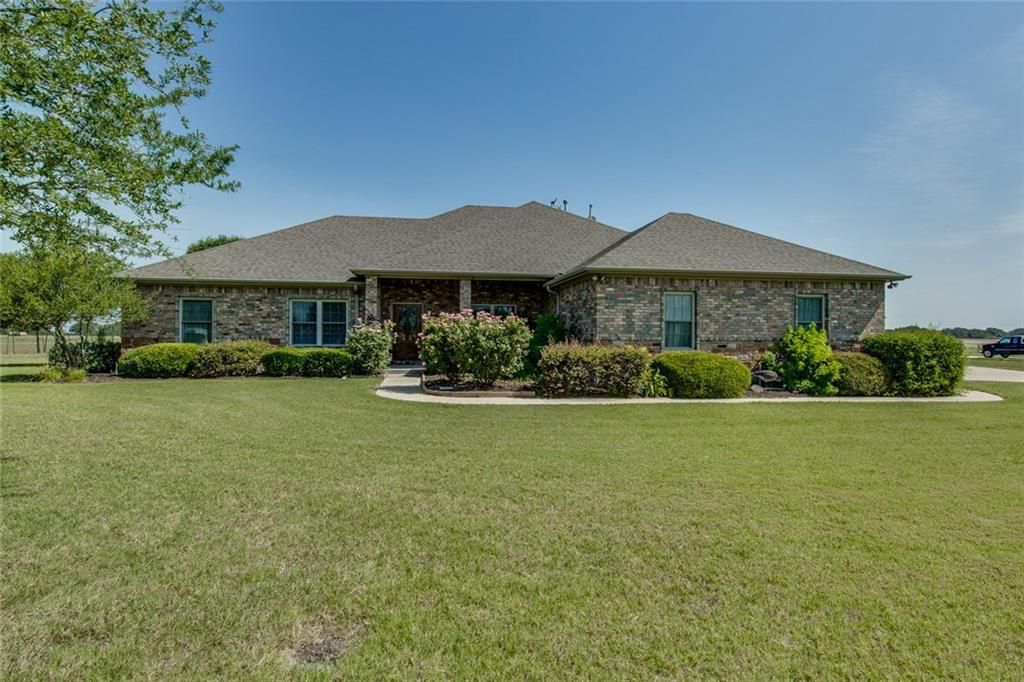 2 acres in Williamson County, Texas