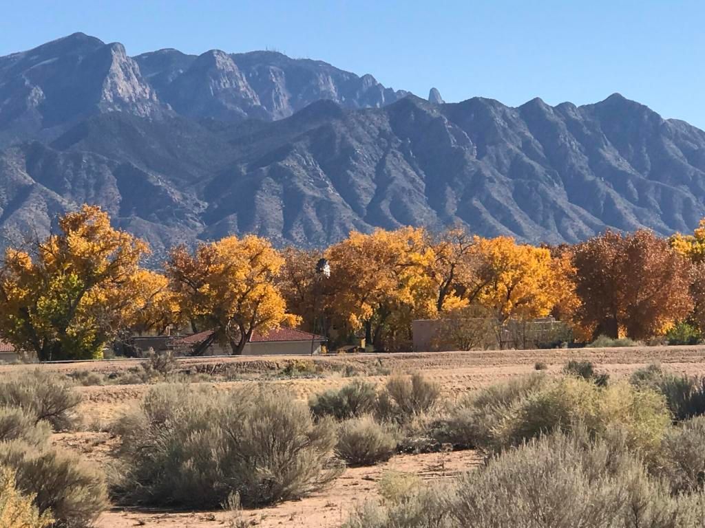 0.9 acres in Sandoval County, New Mexico