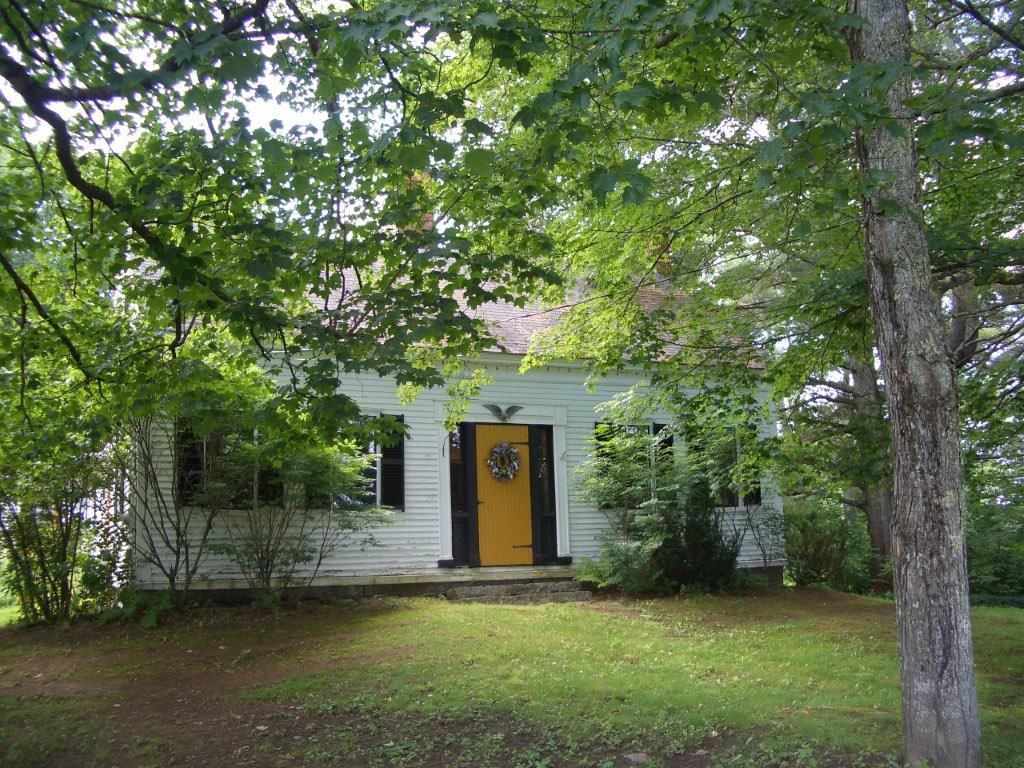 4.6 acres in Somerset County, Maine