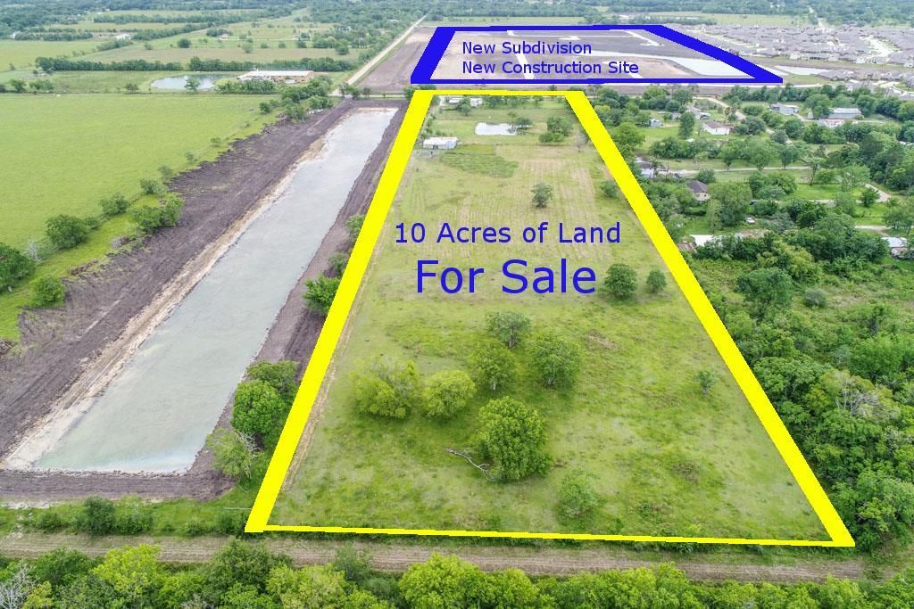 10 acres in Brazoria County, Texas