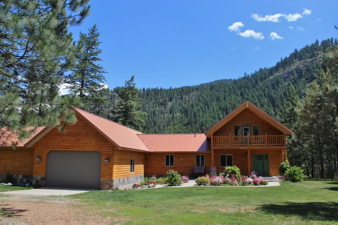 4.9 acres in Ferry County, Washington