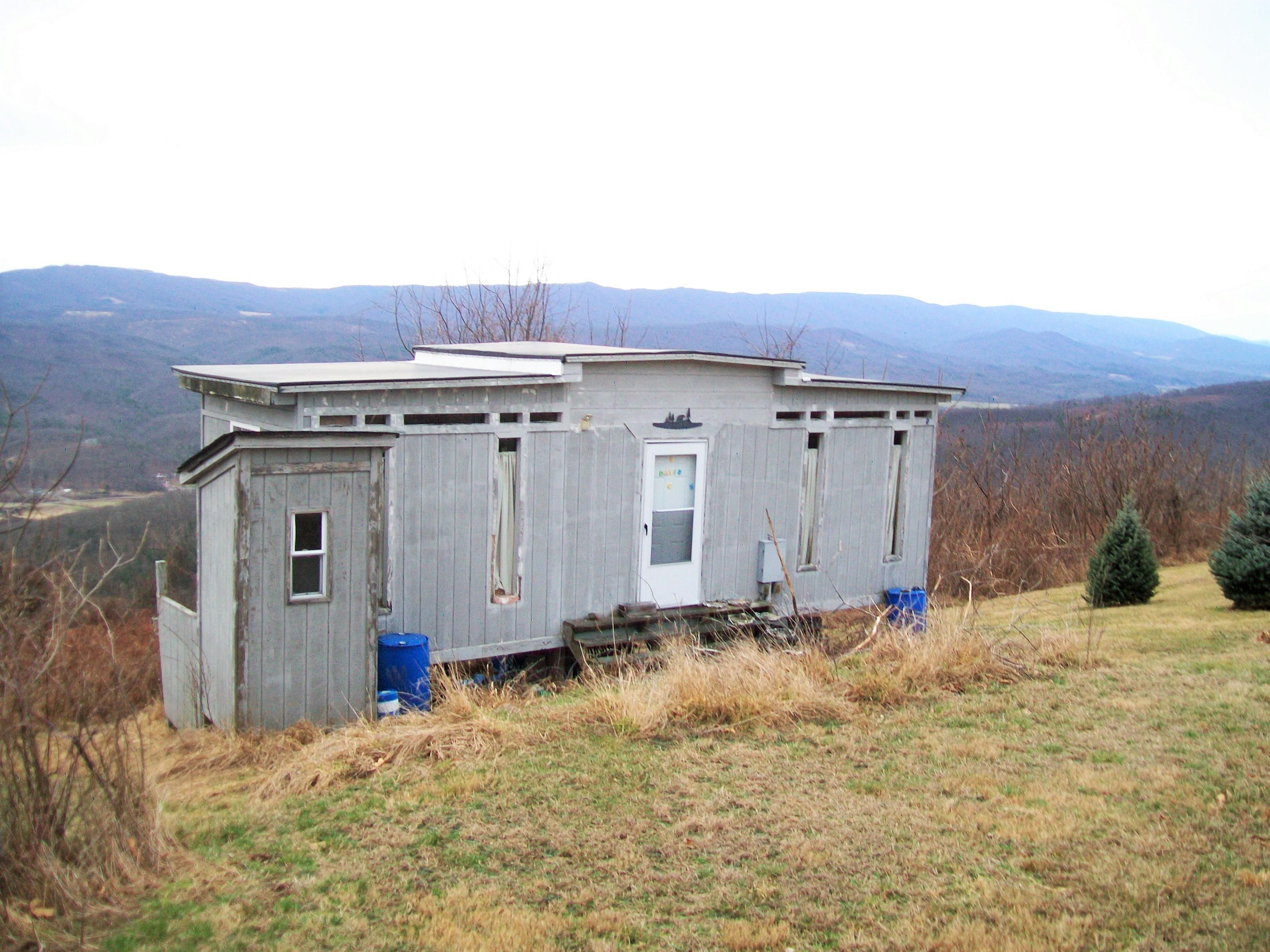 4.98 acres in Hampshire County, West Virginia