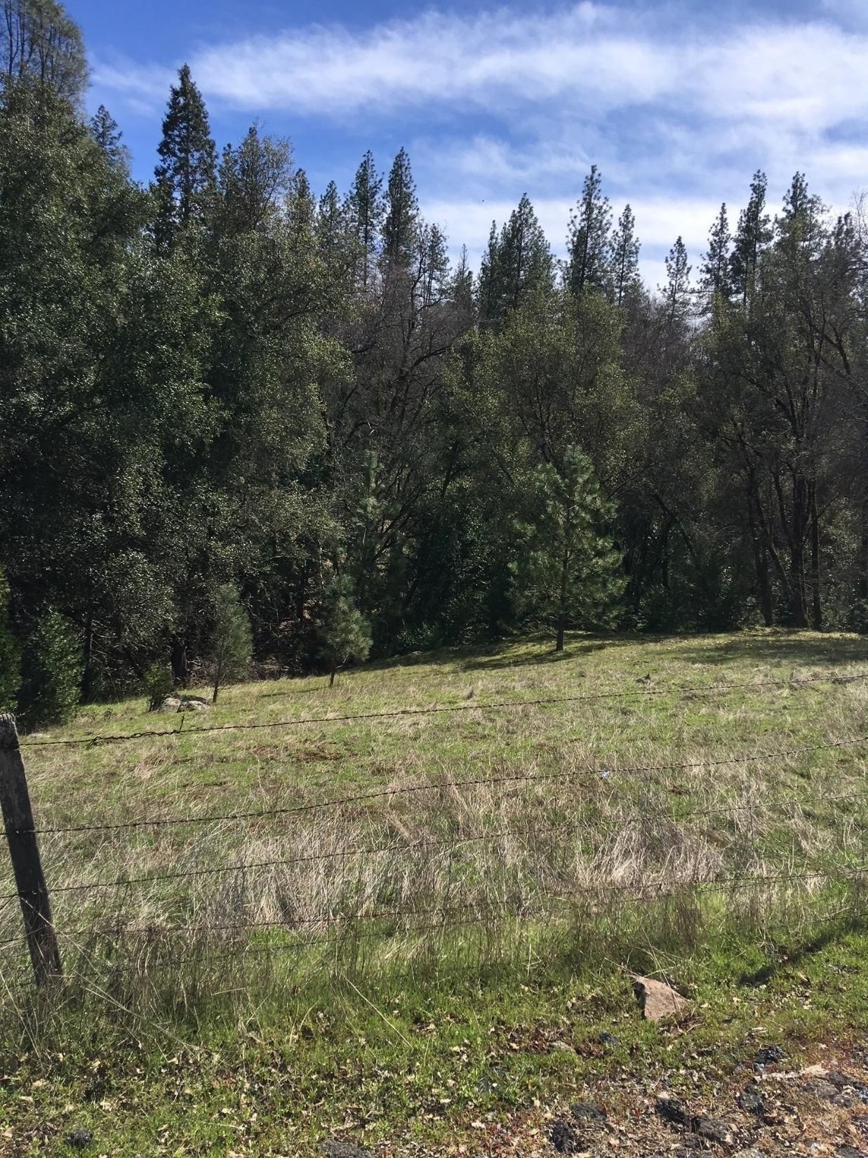 2.39 acres in El Dorado County, California