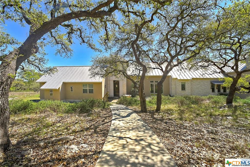 5.23 acres in Comal County, Texas