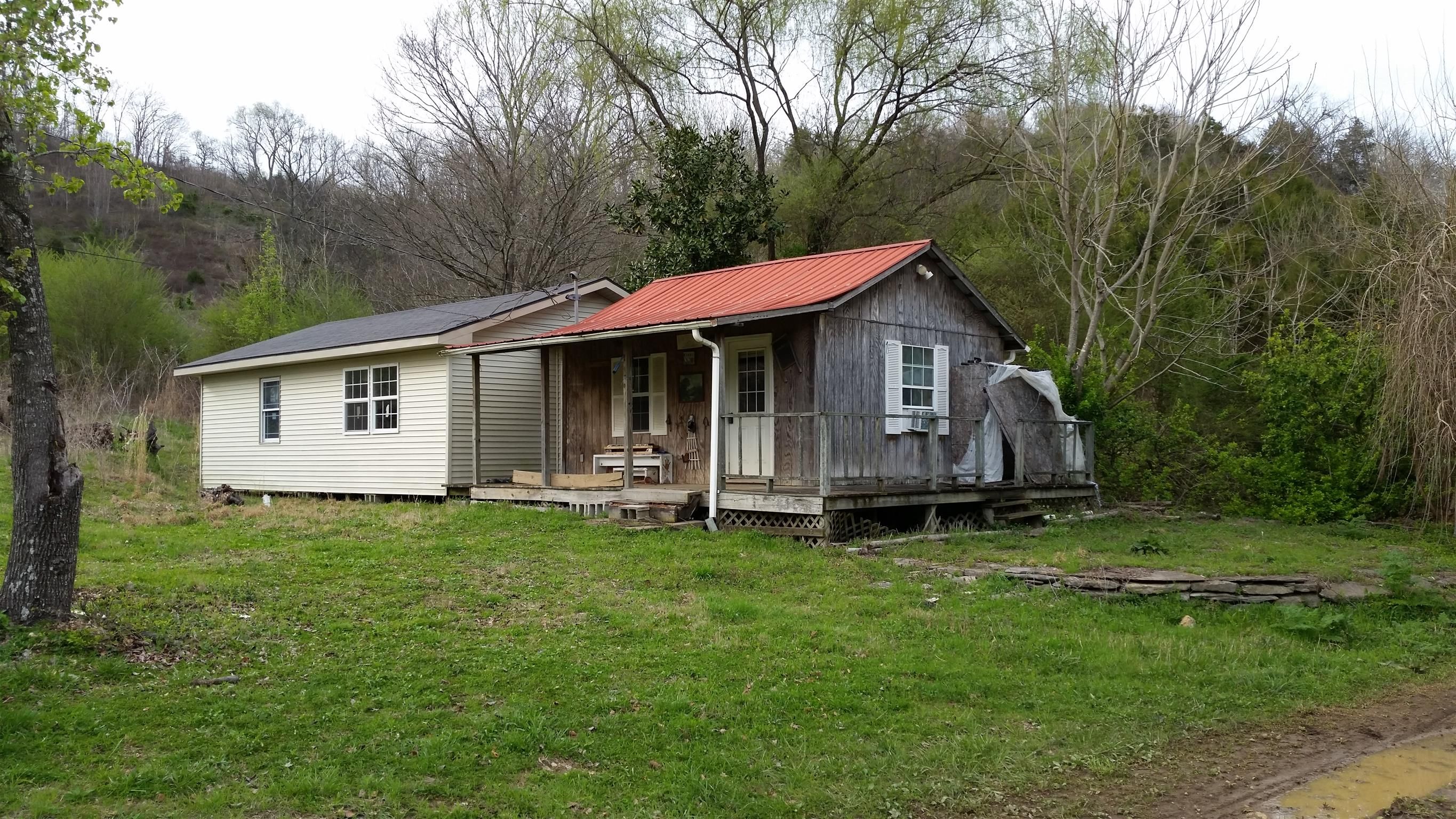 10.56 acres in Macon County, Tennessee