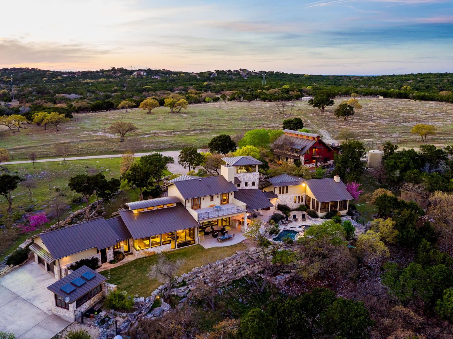 225 acres in Kerr County, Texas