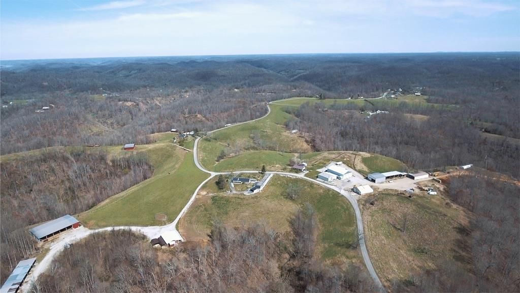 400 acres in Putnam County, Tennessee