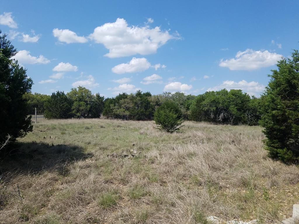 5 acres in Kerr County, Texas