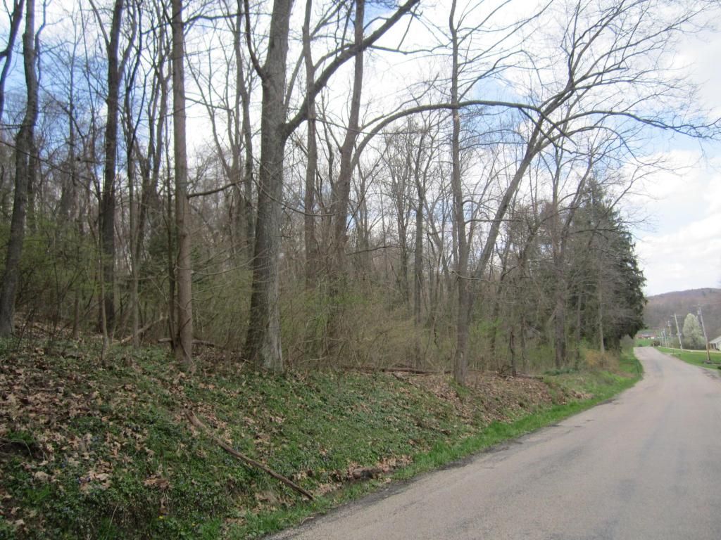 2.01 acres in Licking County, Ohio