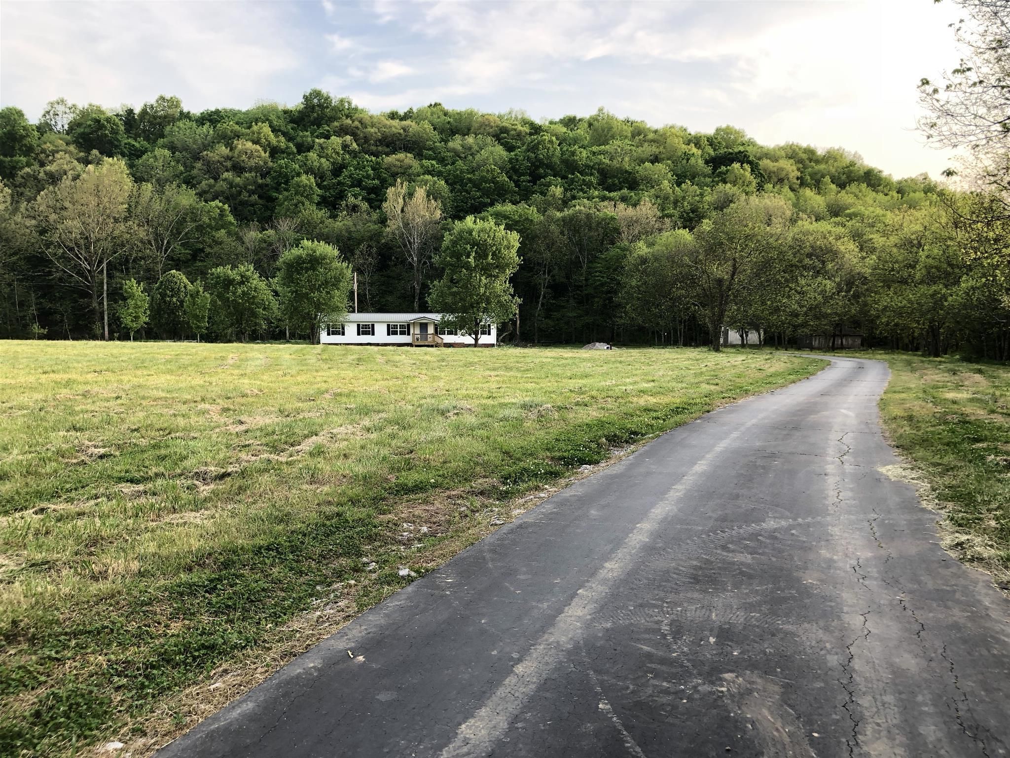 13.13 acres in Trousdale County, Tennessee