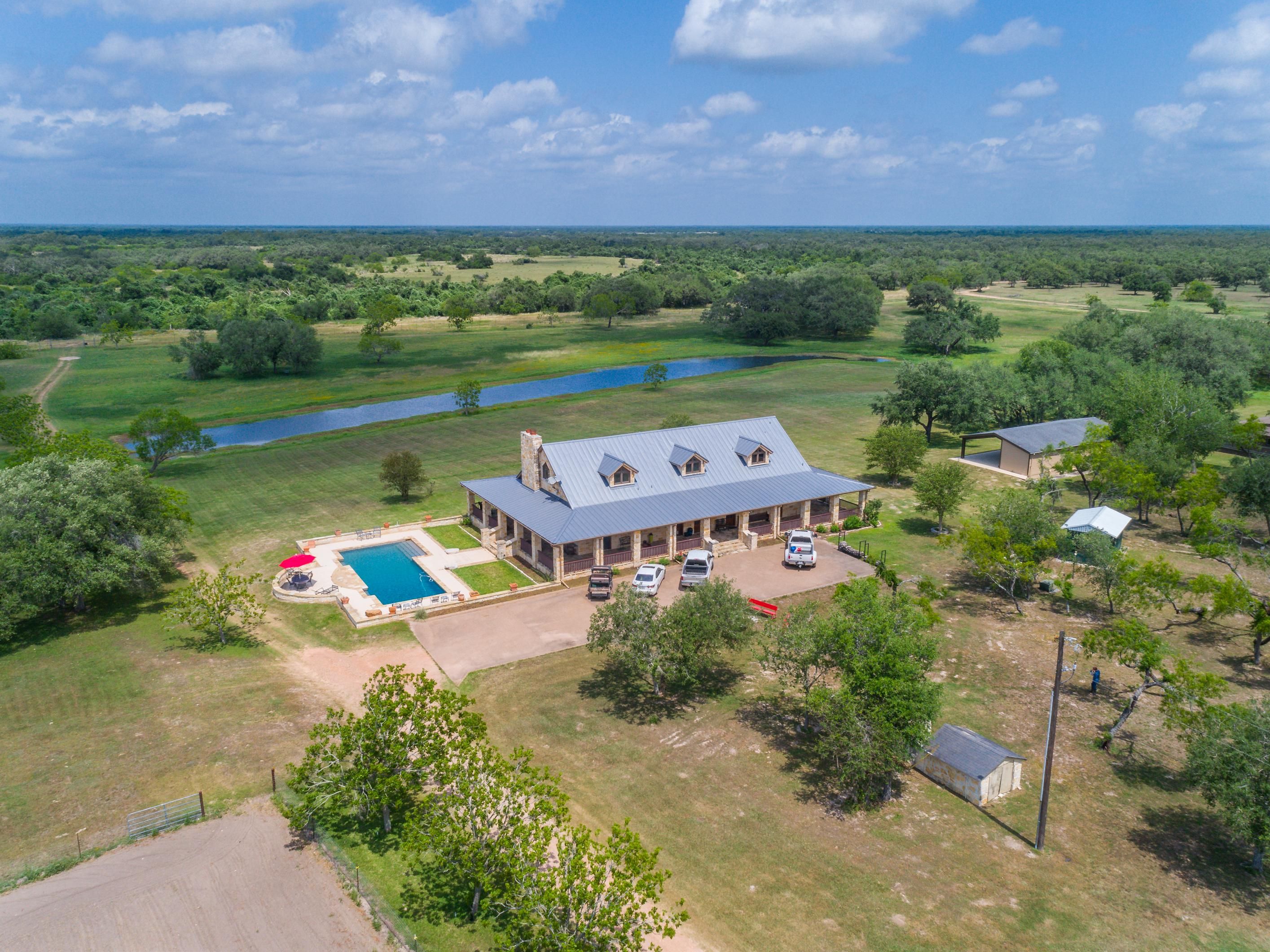 820.28 acres in Refugio County, Texas