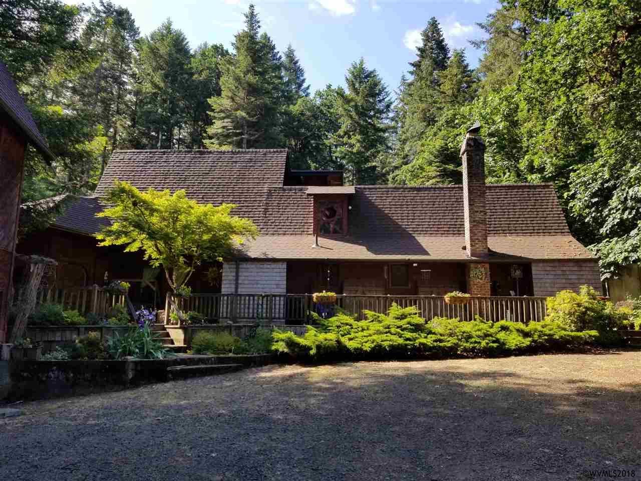 4.64 acres in Polk County, Oregon