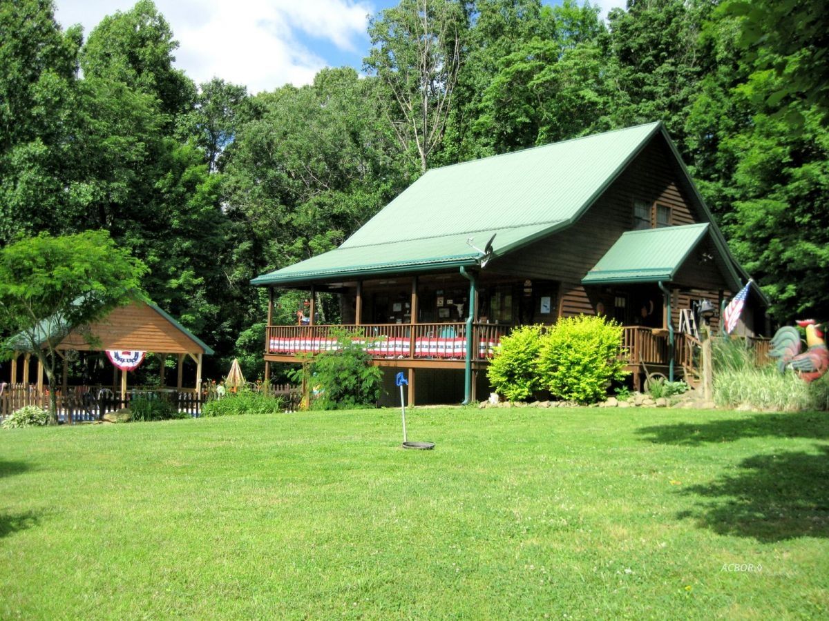 128 acres in Meigs County, Ohio