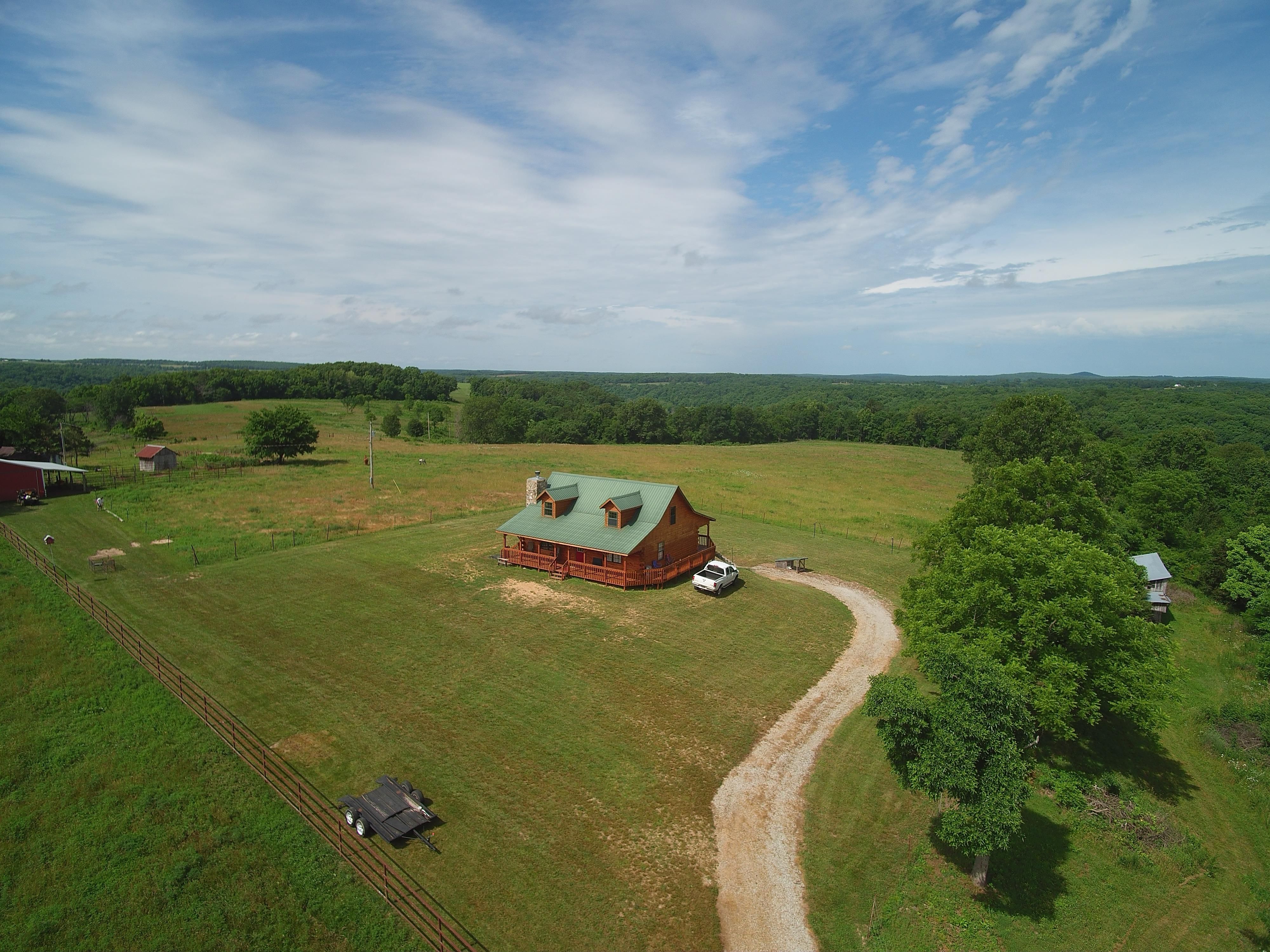 85 acres in Howell County, Missouri