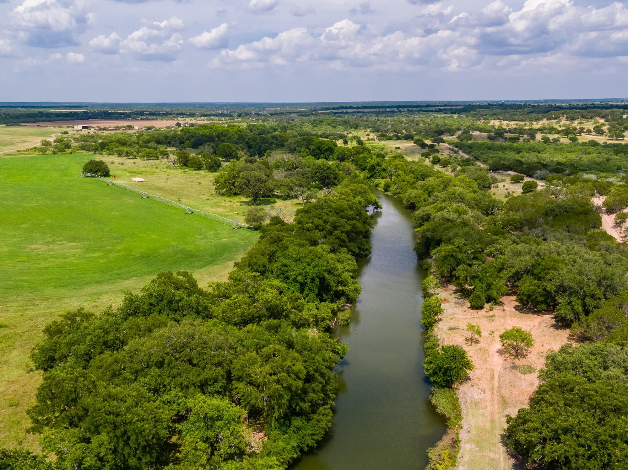 921 acres in Menard County, Texas