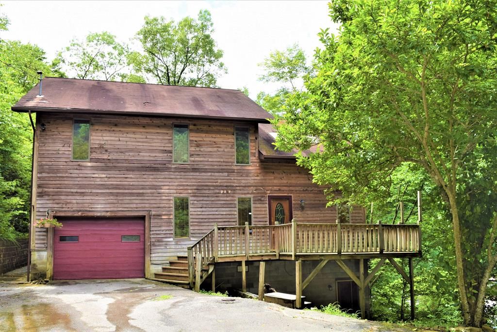 11 acres in Pike County, Kentucky