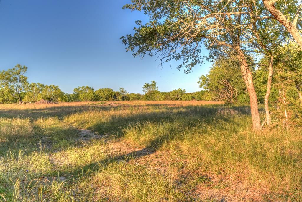 6.8 acres in Bandera County, Texas