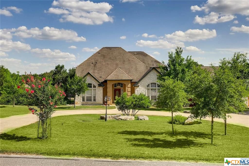 2.03 acres in Comal County, Texas