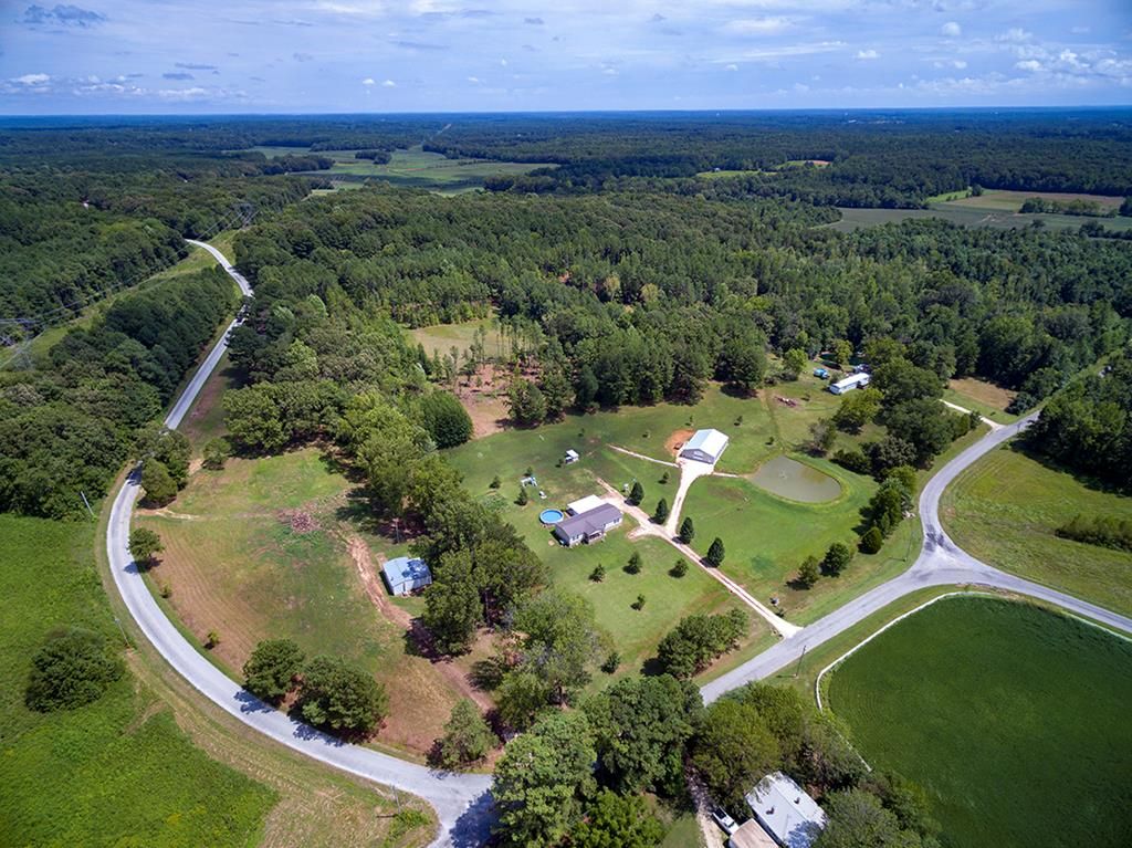 21.27 acres in Carroll County, Tennessee