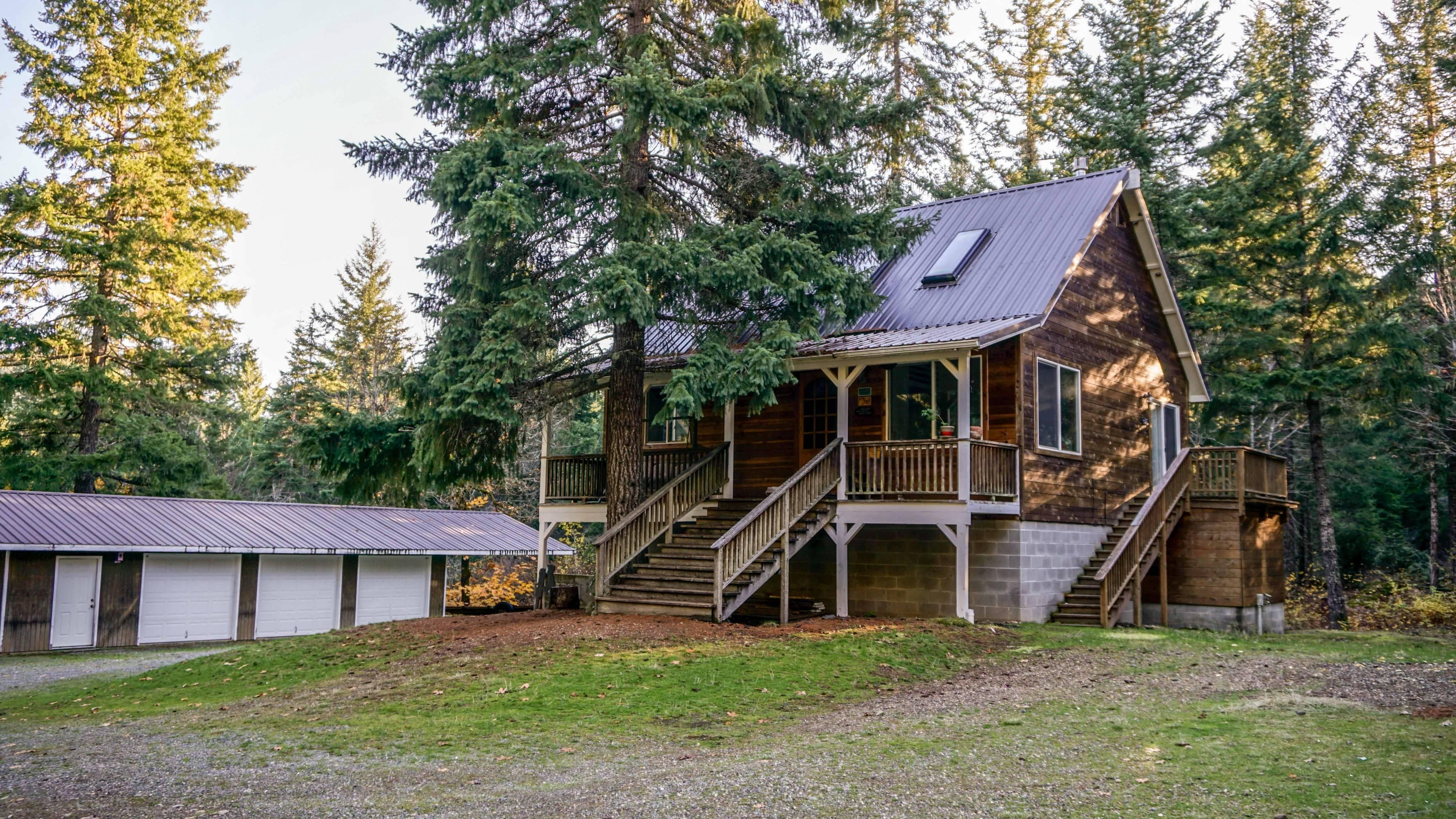 7.64 acres in Jackson County, Oregon