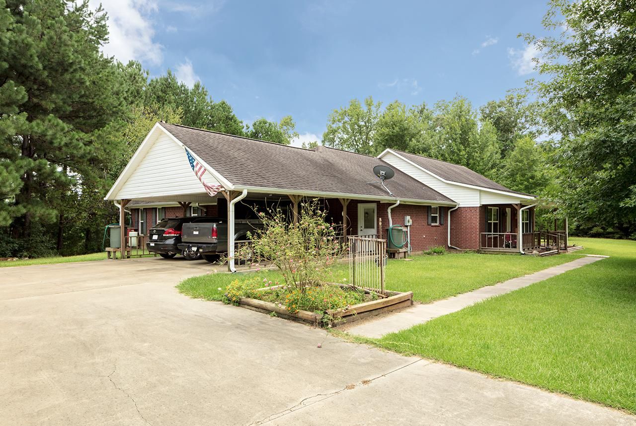 21 acres in Tyler County, Texas