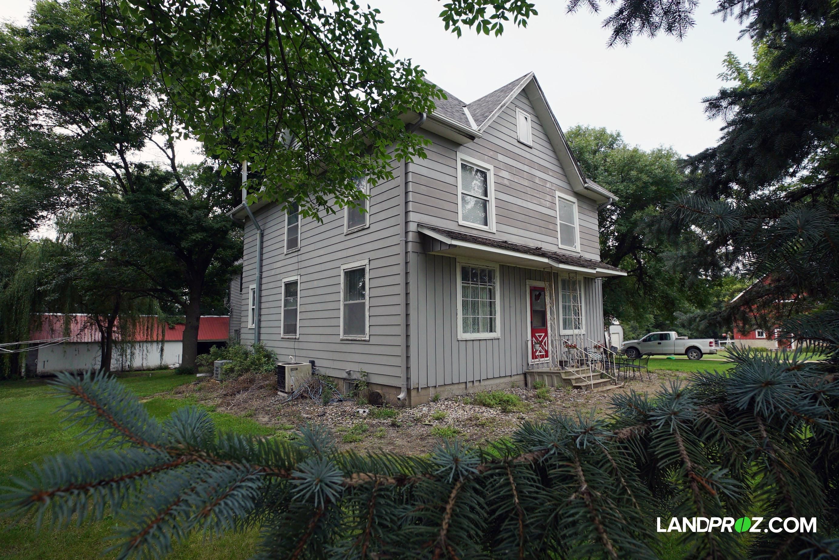 5.5 acres in Blue Earth County, Minnesota