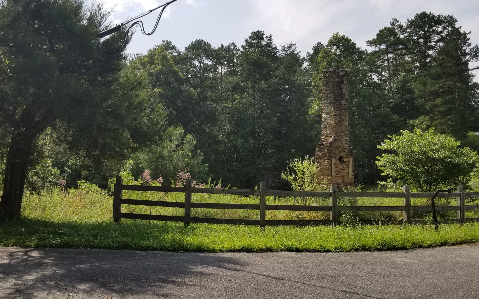 1.54 acres in Gilmer County,