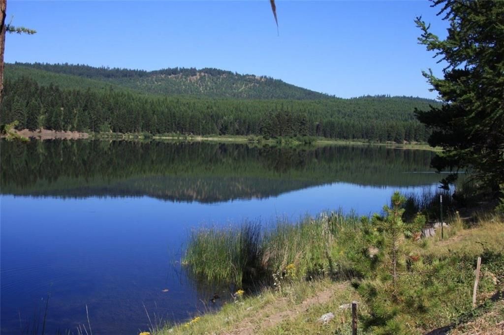 8 acres in Lincoln County, Montana