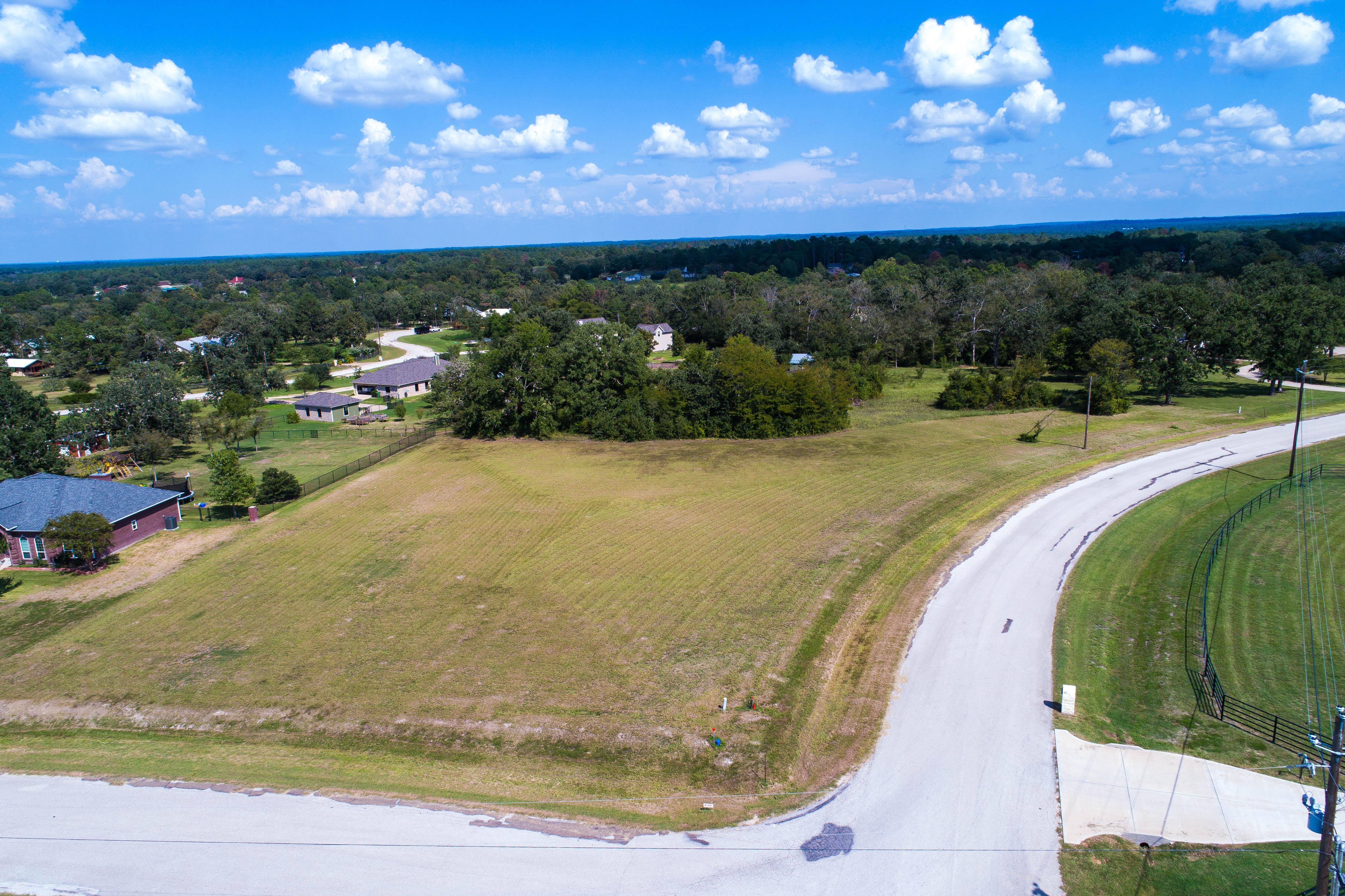 2.56 acres in Walker County, Texas