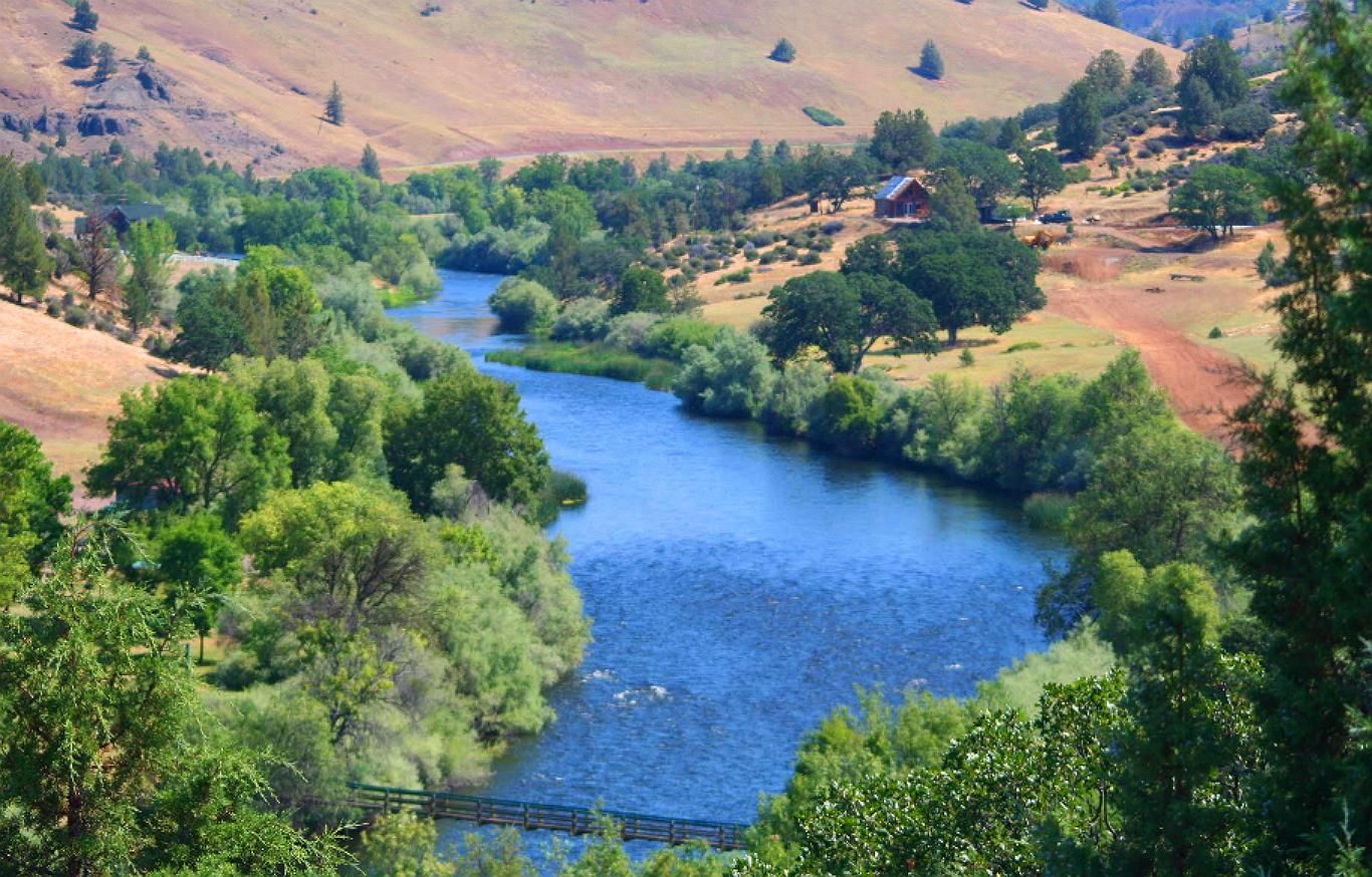 1.3 acres in Siskiyou County, California