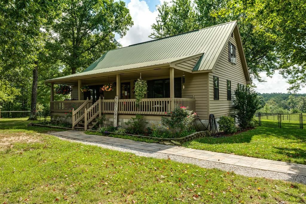 34.37 acres in Van Buren County, Tennessee