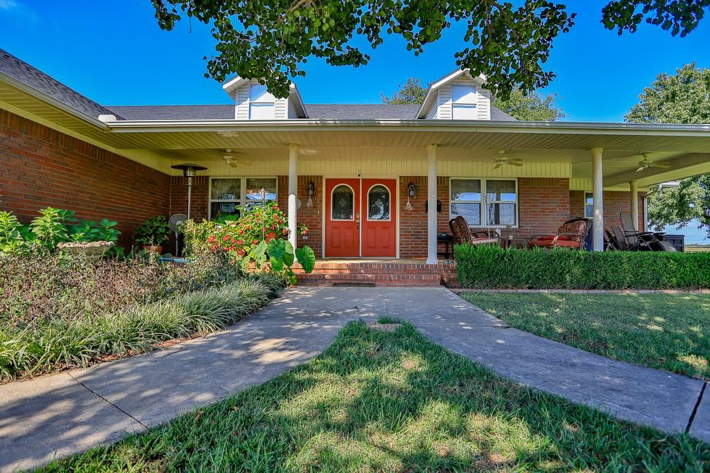 230 acres in McIntosh County, Oklahoma