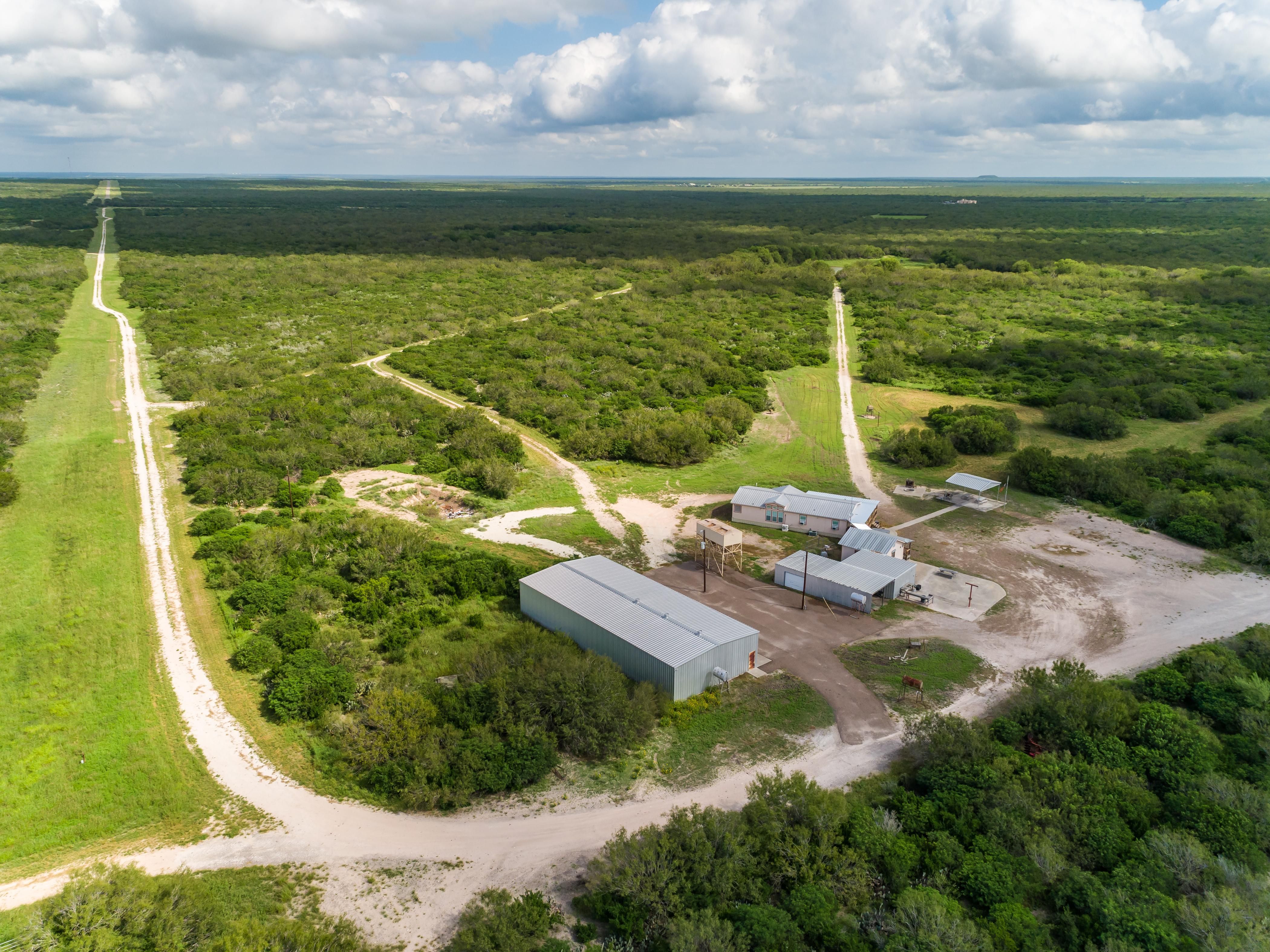 1,331 acres in McMullen County, Texas