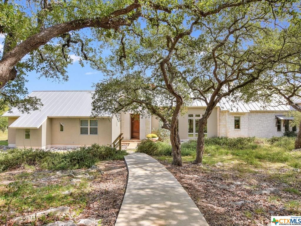 5.23 acres in Comal County, Texas