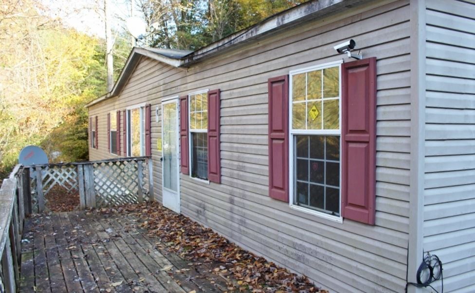 3 acres in Lincoln County, West Virginia