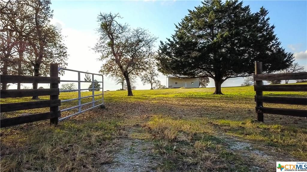 40.99 acres in Caldwell County, Texas