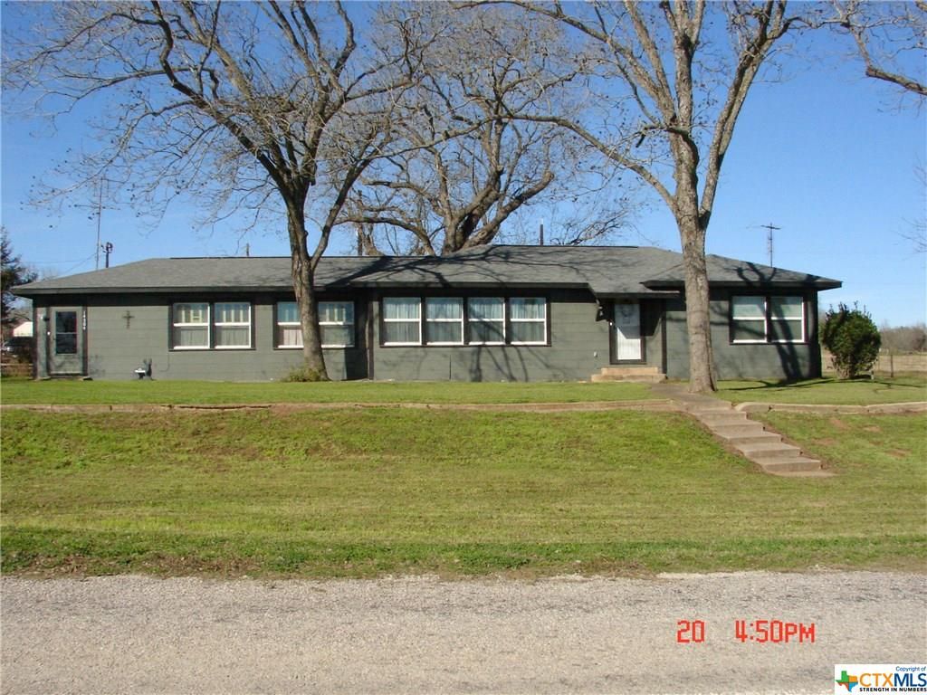 2.21 acres in Gonzales County, Texas