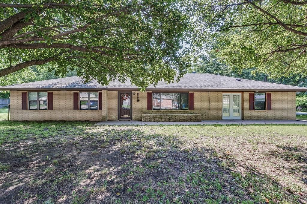 1 acres in County, North Carolina