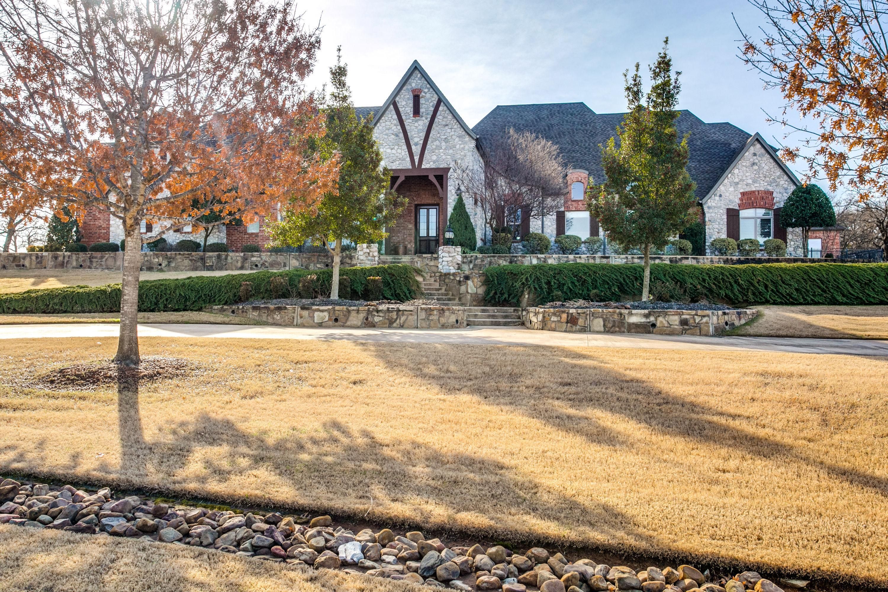 2.09 acres in Tarrant County, Texas