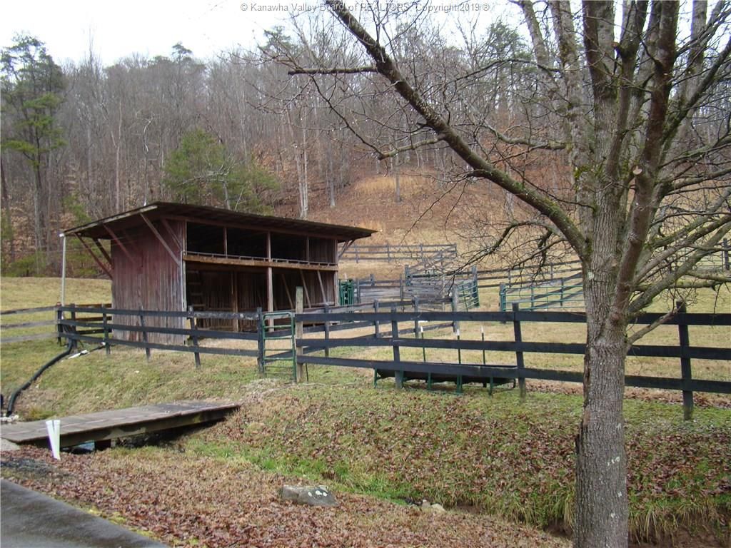 173 acres in Putnam County, West Virginia