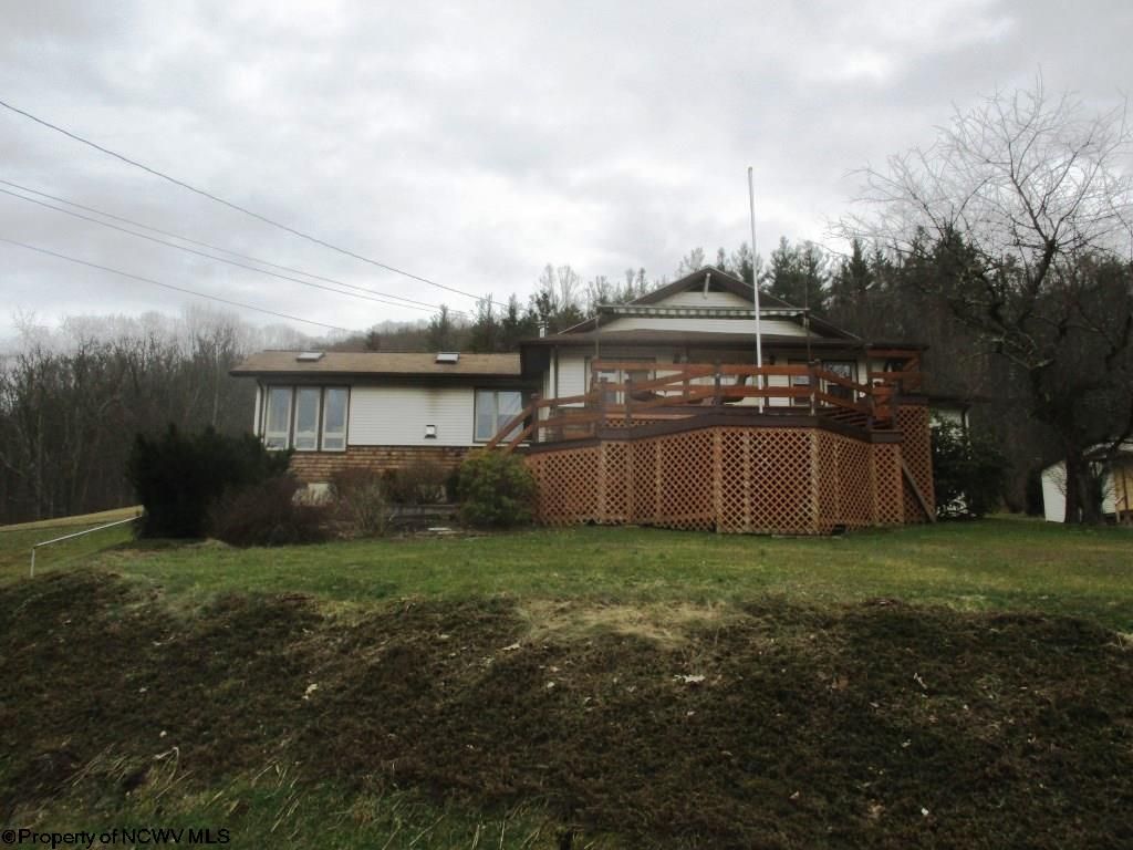 16.98 acres in Randolph County, West Virginia