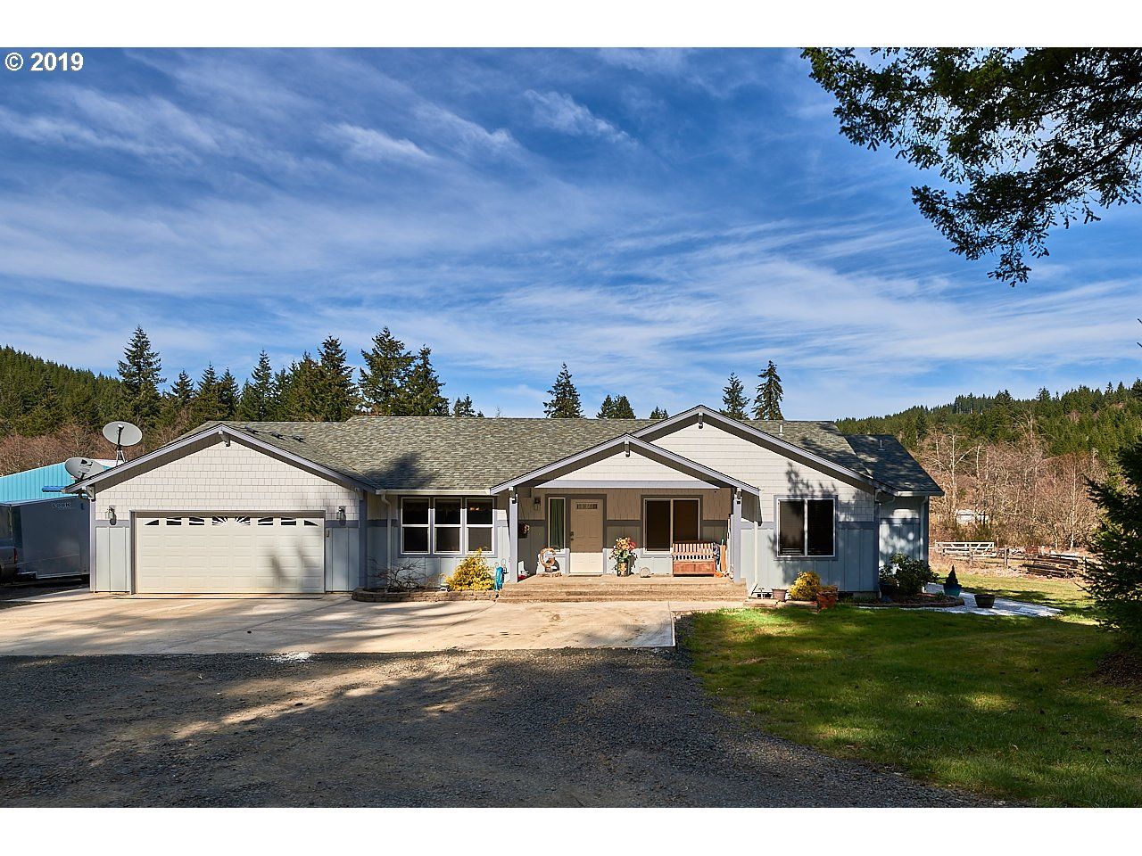 10.03 acres in Yamhill County, Oregon